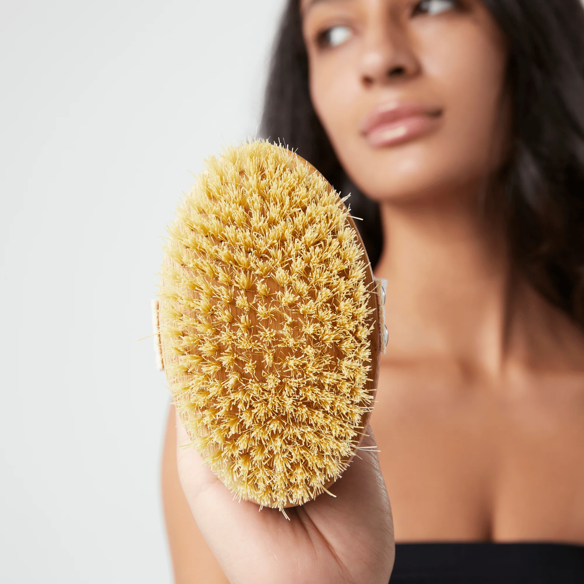 Bamboo Dry Round Brush - Image 4