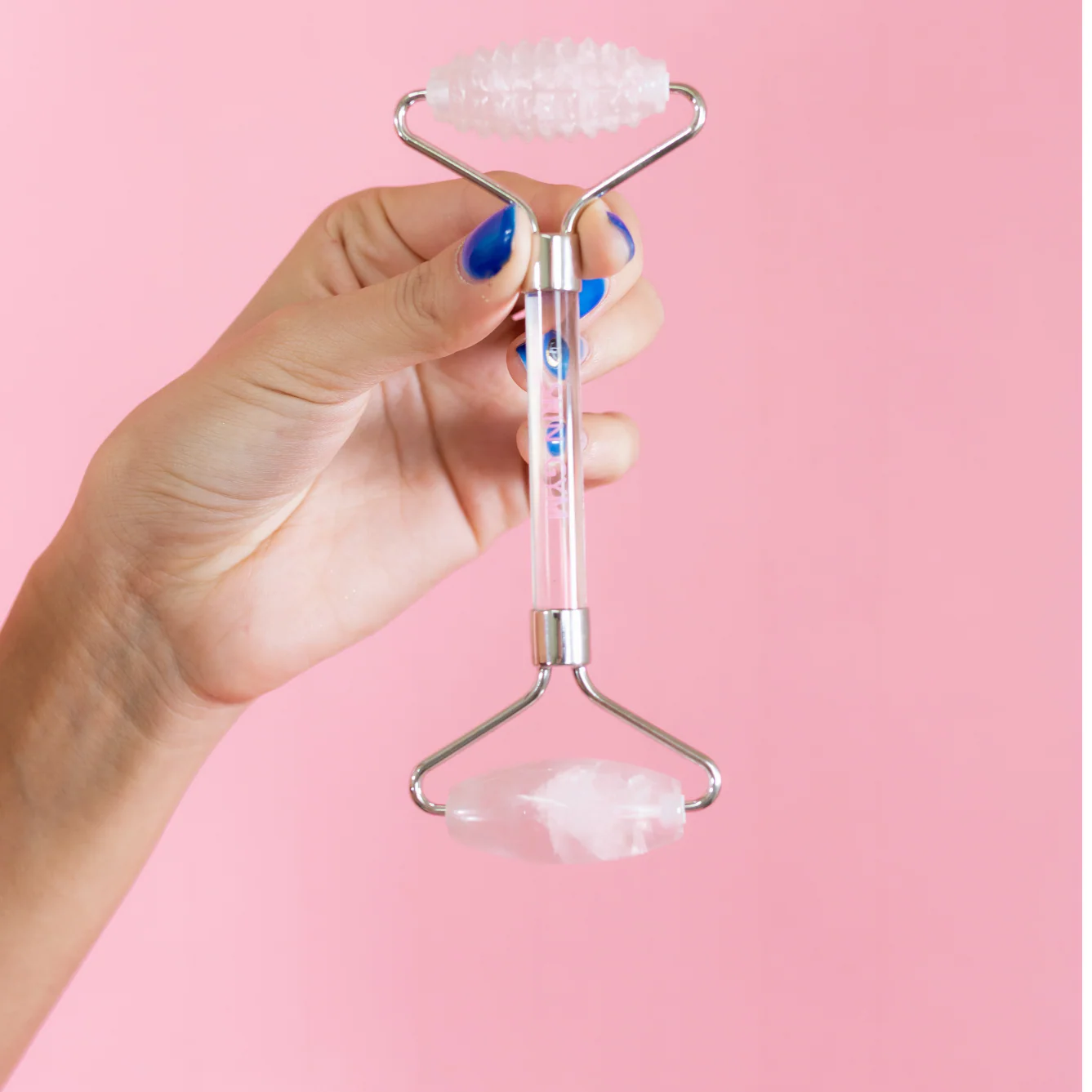 Rose Quartz 2D Texturized and Smooth Facial Roller - Image 3