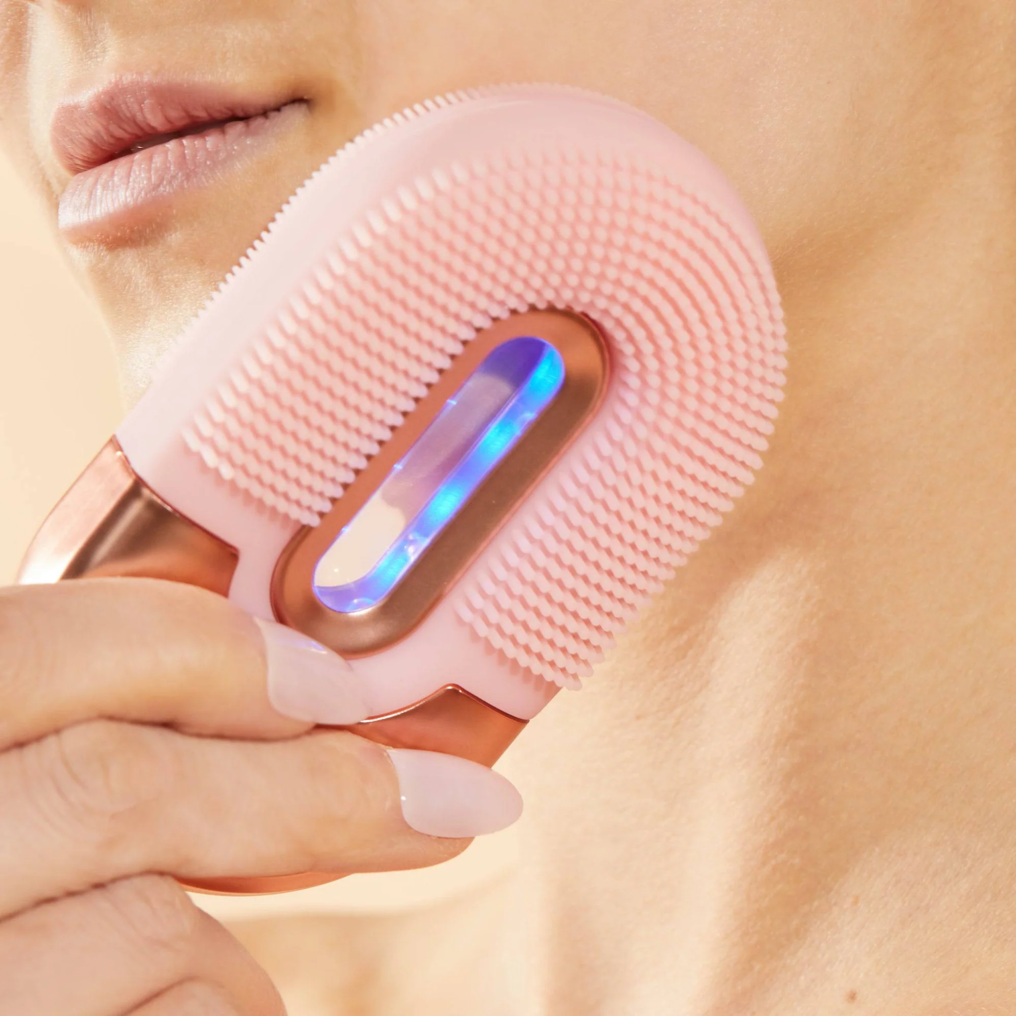 Tilka Cleansing Brush with LED - Image 3
